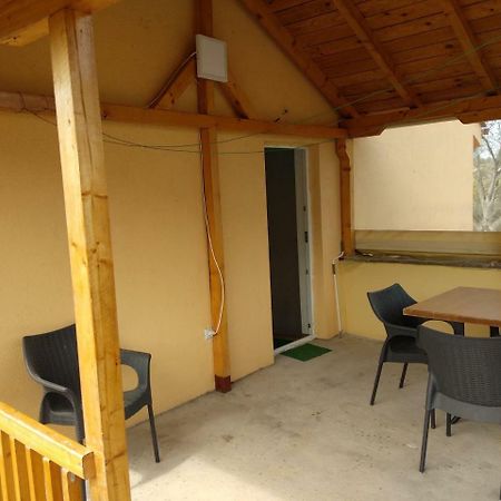 Family House Near Motorway 6 Guests 3 Bedrooms Veles Extérieur photo