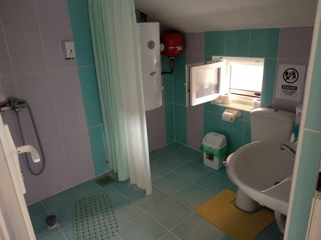 Family House Near Motorway 6 Guests 3 Bedrooms Veles Extérieur photo
