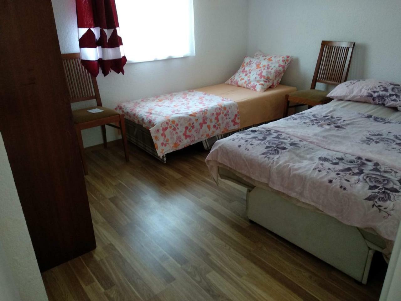 Family House Near Motorway 6 Guests 3 Bedrooms Veles Extérieur photo